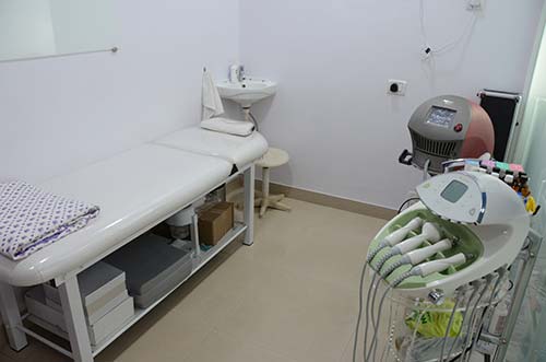 Dr-shoma-sarkar-clinic-3